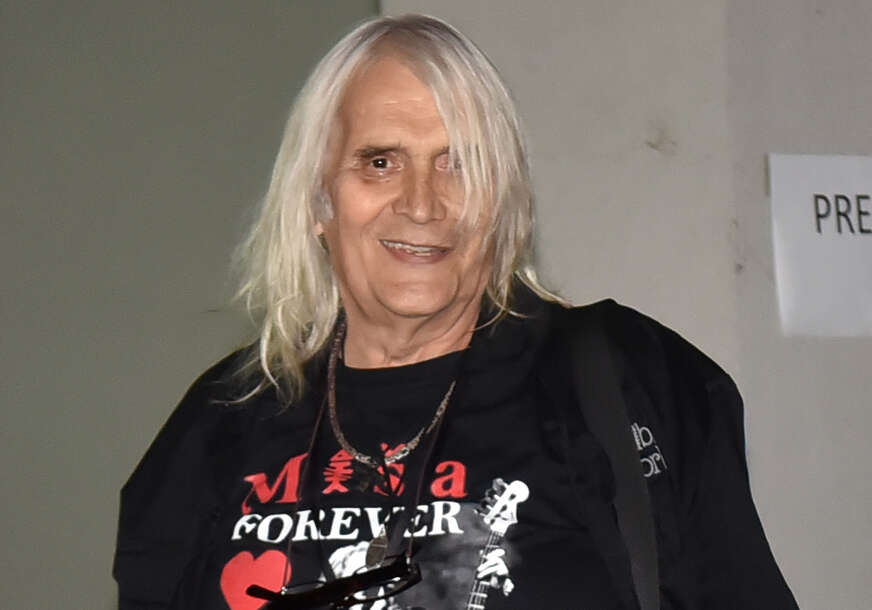 "KRIO JE TO OD ŽENE" Konobar otkrio da je Bora Đorđević od njega imao poseban zahtjev kada dođe u kafić