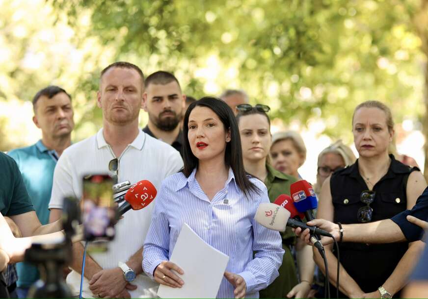 (FOTO) „Vrhunac BEŠČAŠĆA STANIVUKOVIĆA i njegovih saradnika“ Trivićeva podnijela krivične prijave zbog malverzacija u „Ćiriličnom parku“