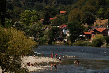 (FOTO) Ko je jutros „uključio fen“ u Banjaluci? Na aplikacijama upozorenja, a TEK STIŽE PAKLENIH 39 stepeni