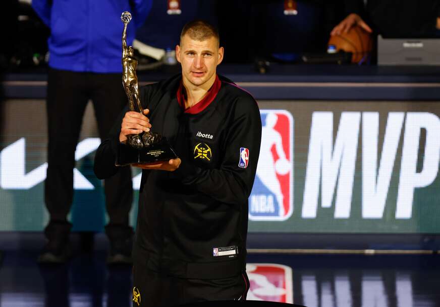 (VIDEO) Denver dočekao Jokića: Nikola se priključio Nagetsima