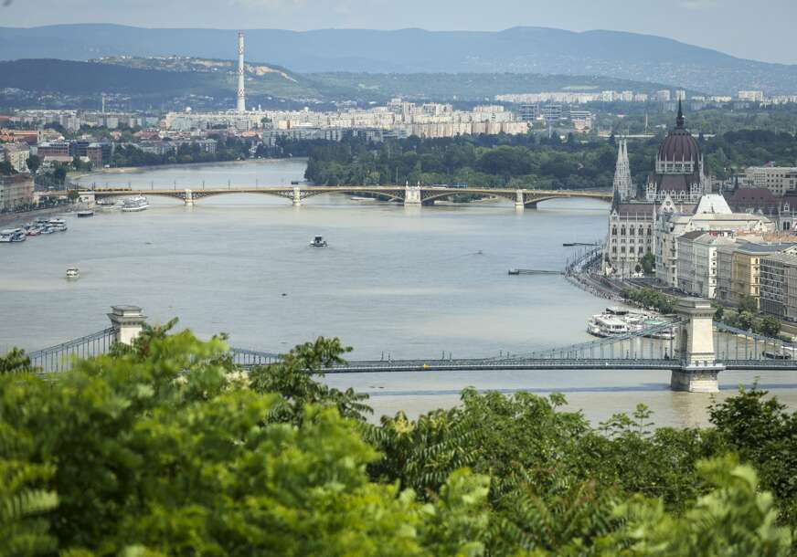 TREĆI STEPEN UZBUNE Budimpešta očekuje veliki porast vodostaja Dunava