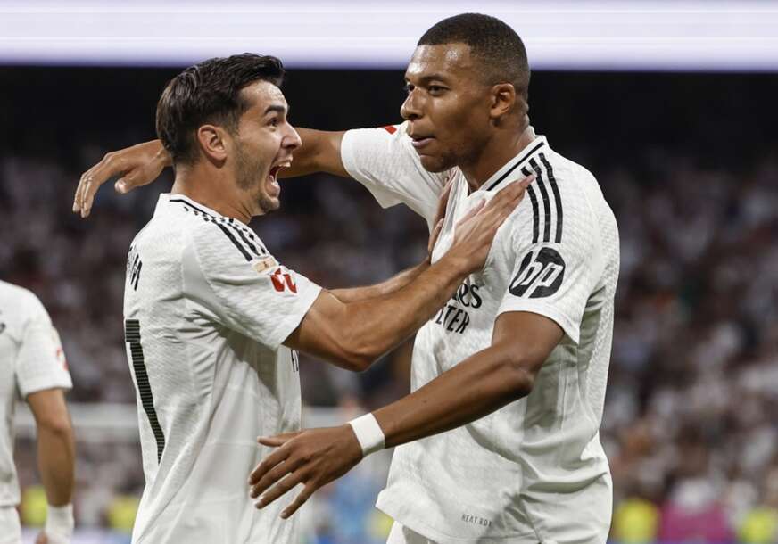 Kilijan Mbape slavi gol