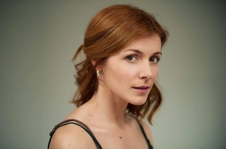 (FOTO) "Niz godina smo bili bliski prijatelji" Glumica Bojana Stefanović pokazala muža, on je reditelj i izgleda FENOMENALNO