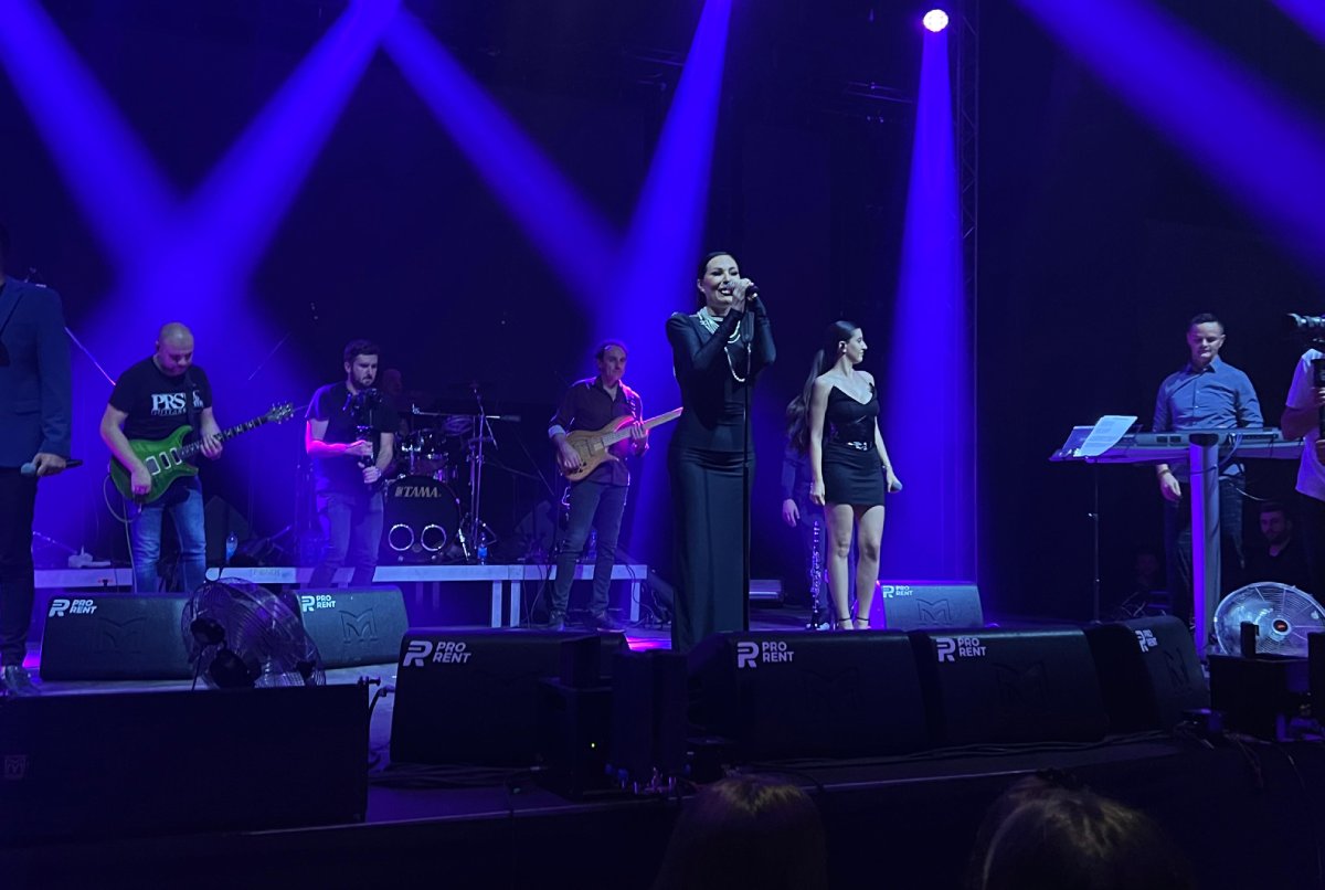 Ceca tiene un concerto a Zvornik