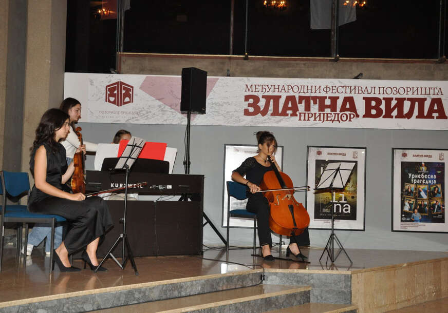 (FOTO) Pokrovitelj grad Prijedor: Otvoren 17. Međunarodni festival pozorišta "Zlatna vila"