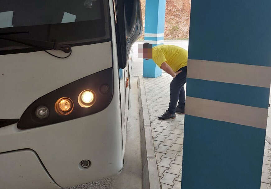 Autobus