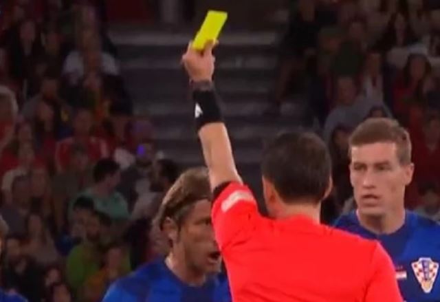 (VIDEO) Ovakvog ga nikad niste vidjeli: Luka Modrić imao izliv bijesa protiv Portugala