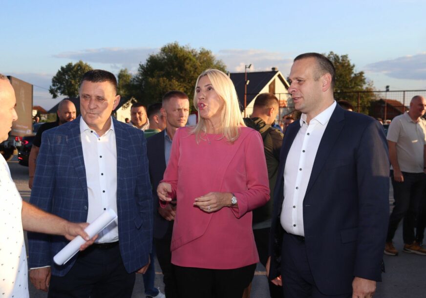 Nikola Šobot - Verići
