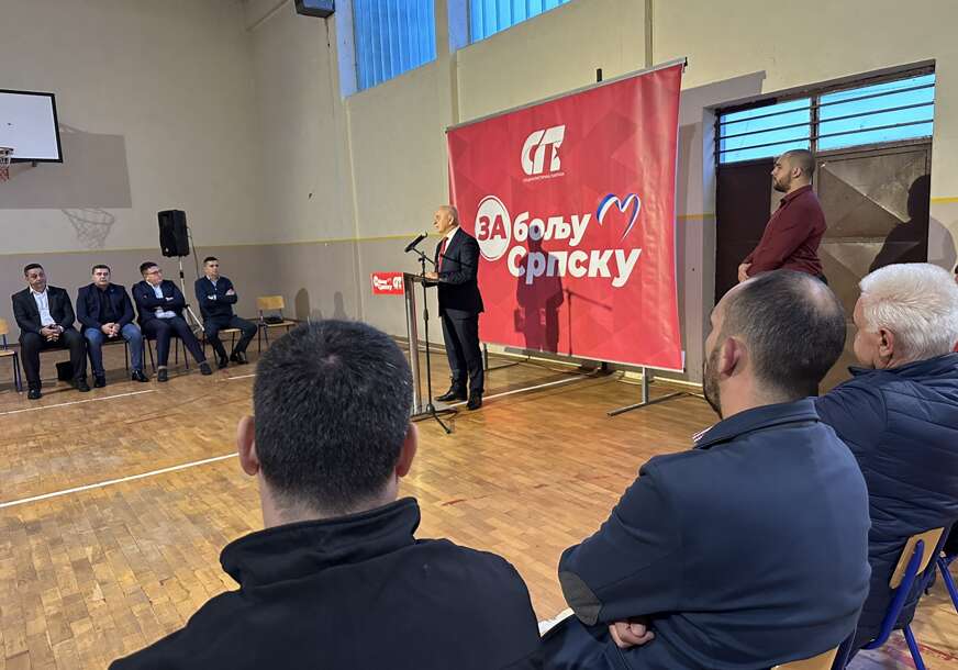 (FOTO) “Realizacijom konkretnih projekata razvijati male lokalne zajednice” Predizborni skup Socijalističke partije u Donjem Žabaru