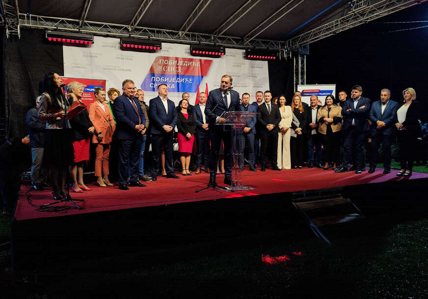 "Tradicionalna proizvodnja u ovom mjestu" Dodik istakao da će se zalagati za osposobljavanje DRVNE INDUSTRIJE u Podgradcima