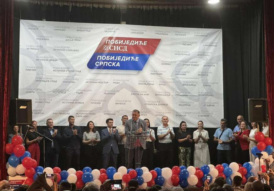 (FOTO) "Treba da naše živote integrišemo sa Srbijom" Obratio se Dodik da očekuje još veću podršku birača na LOKALNIM IZBORIMA