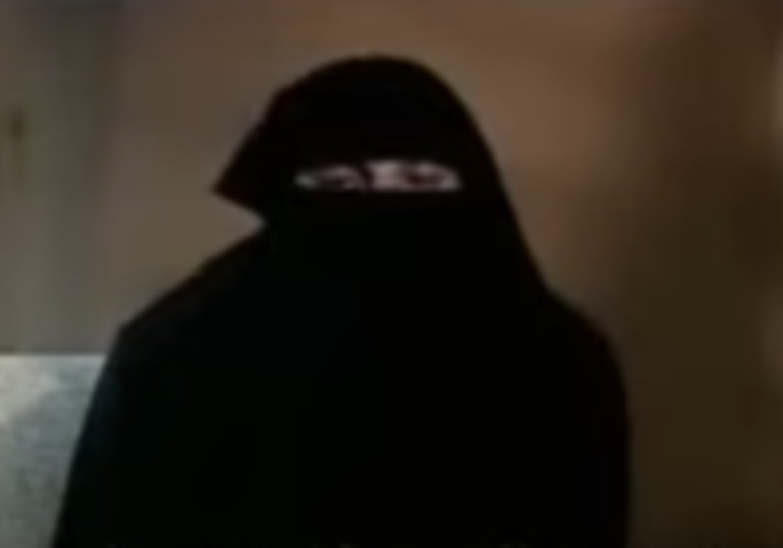 (VIDEO) Iz pravoslavlja prešla u islam: Jelena je unuka narodnog heroja koja je odlučila da PROMIJENI VJERU, sada je iskreno progovorila o svemu