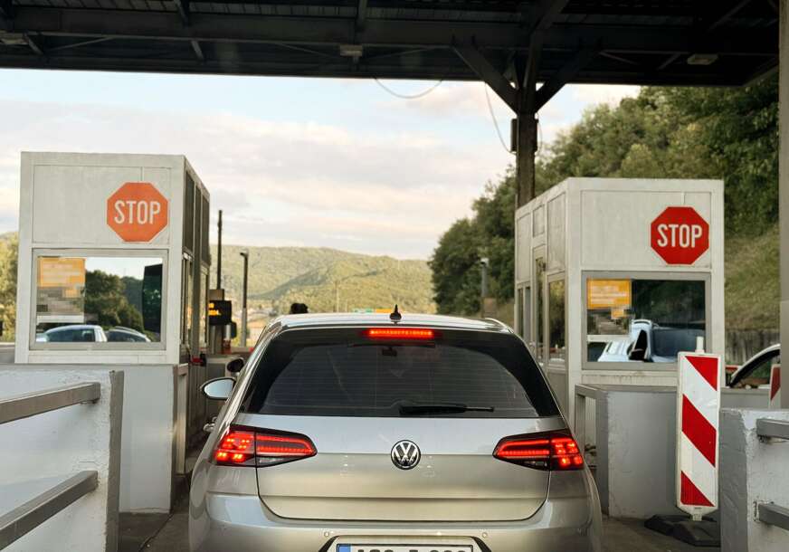 NEMA VIŠE ZAUSTAVLJANJA NA AUTOPUTU Hrvatska uvodi novi sistem naplate, evo šta to znači za vozače iz BiH
