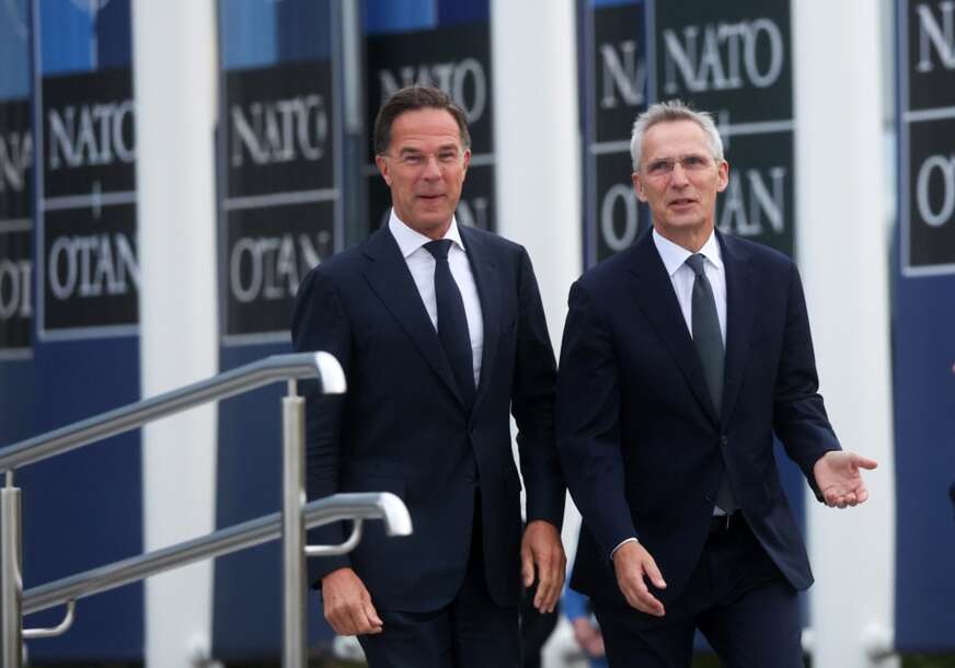 Mark Rute i  Jens Stoltenberg novi i stari sekretar NATO-a 