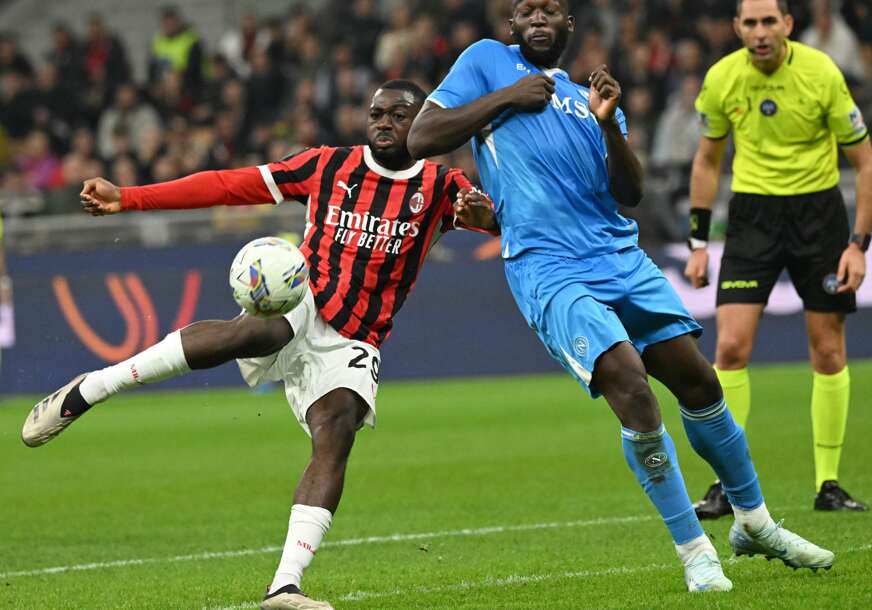 Nova pobjeda Napolija: Pavlovićev Milan pao na "San Siru", Jović nije bio ni na klupi