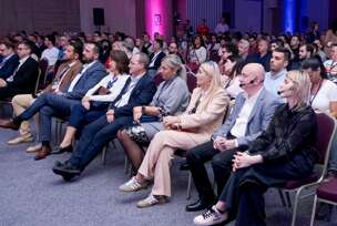 FOTO: COMMUNIS