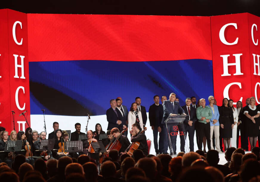 GRAĐANI BEZ VODE, A KRUŽNI TOKOVI SE ZALIJEVAJU SNSD pita ko je odgovoran za haos u Banjaluci