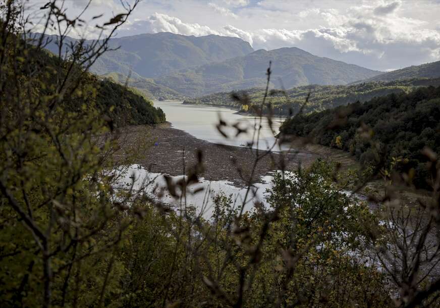 Nakon policijske dojave: Spasioci izvukli tijelo iz Jablaničkog jezera