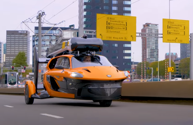 Leteći automobil