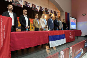 FOTO: