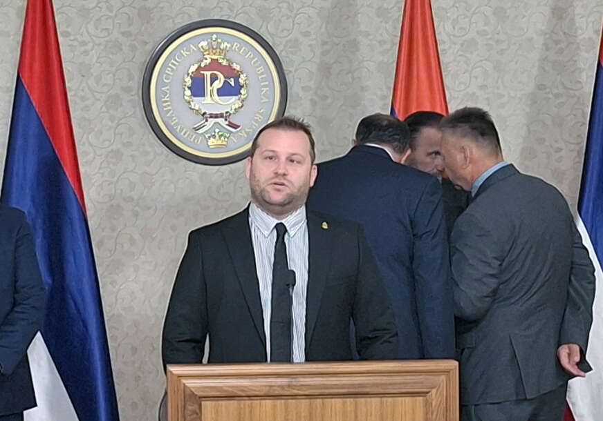 "Republika Srpska će vječno da živi" Miloš Lukić istakao je da je lijepo biti Srbin na svakom mjestu