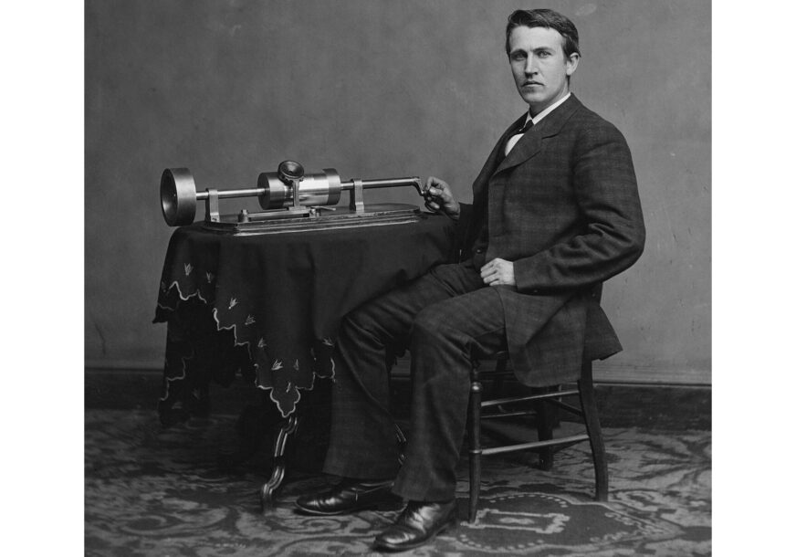 Tomas Edison sa fonografom