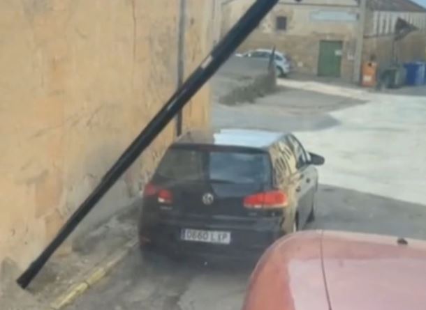 Traktorista se osvetio vozaču "golfa"