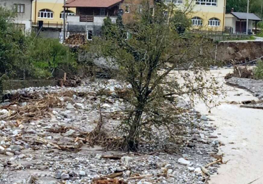Ponovio se scenario iz oktobra: Poplavljena 3 mjesta s područja Konjica, kuće opet pod vodom