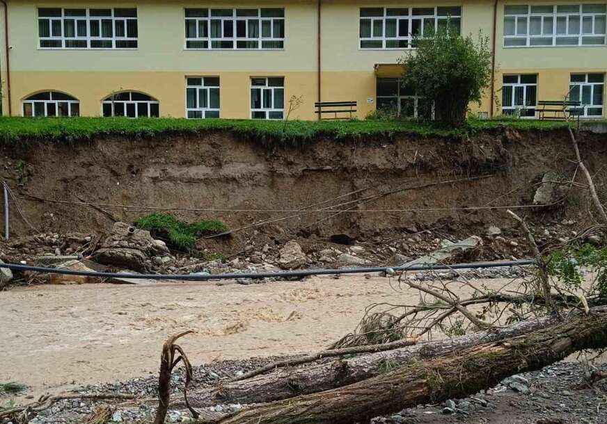 POPLAVE ODNIJELE BROJNE ŽIVOTE I dalje se traga za jednom nestalom osobom u Konjicu