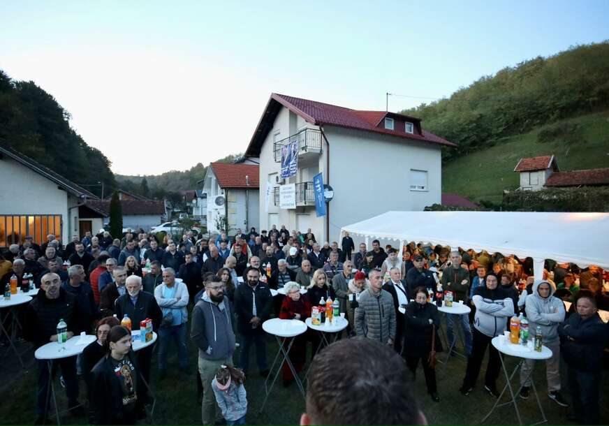 tribina narodnog fronta u saračici 