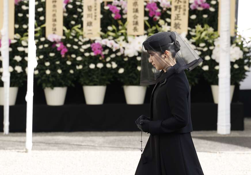(FOTO) PRISUSTVOVALO OKO 500 LJUDI Sahranjen najstariji član japanske carske porodice, princeza Juriko (102)