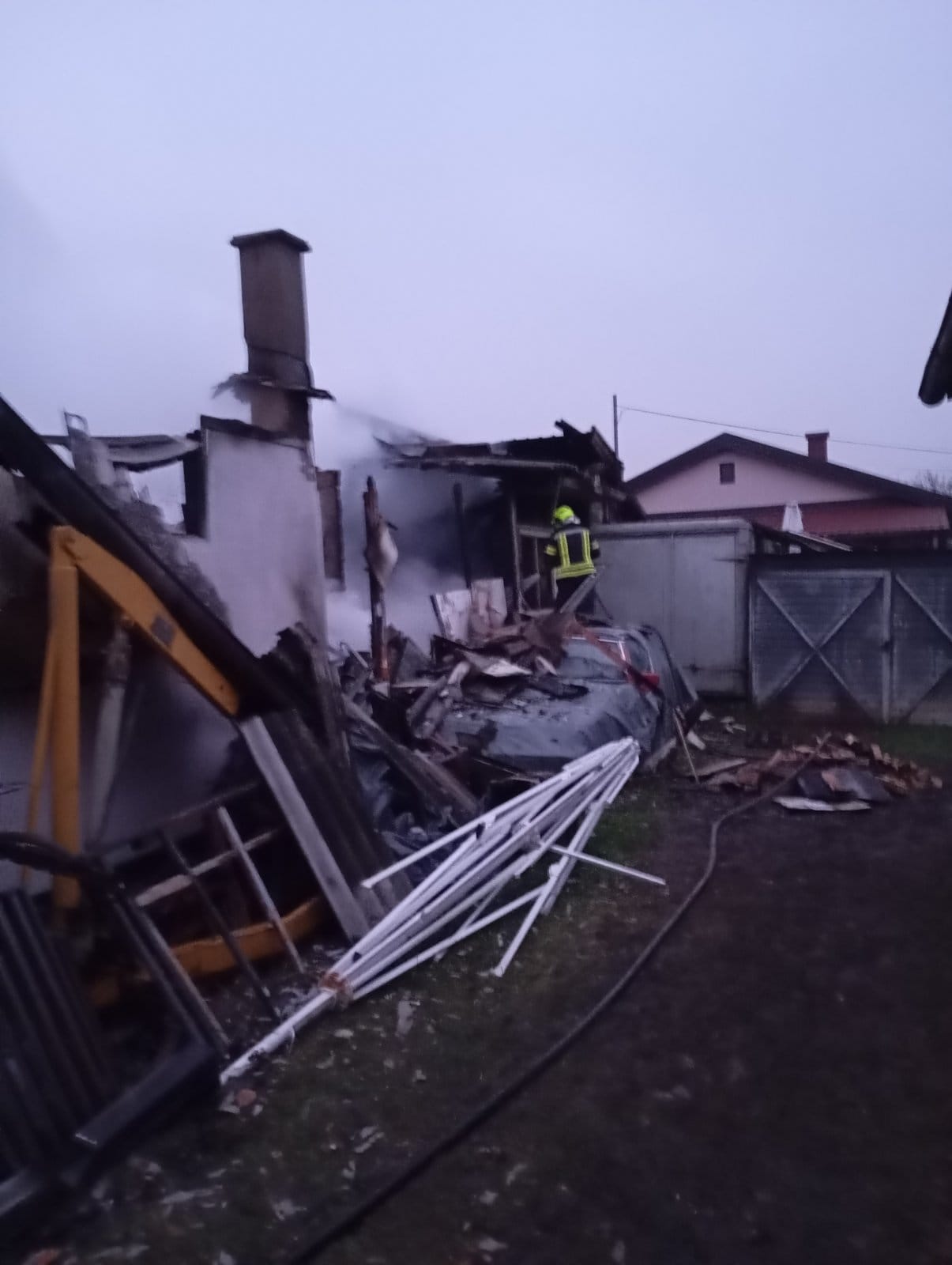Požar u neselju Lazarevo u Banjaluci 