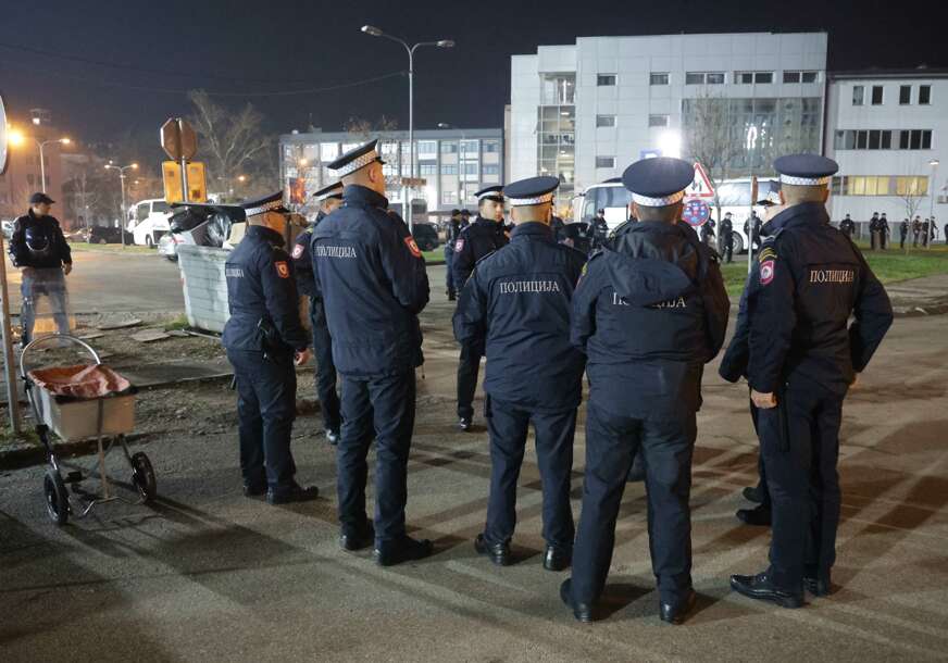 (VIDEO, FOTO) VELIKE MJERE BEZBJEDNOSTI Policija svuda oko Gradskog stadiona u Banjaluci 2 sata pred početak utakmice