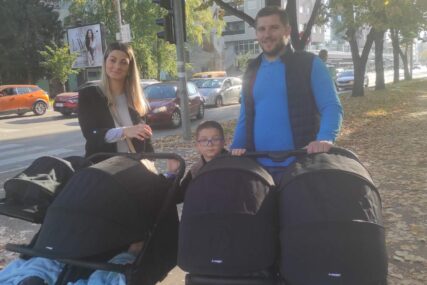 (FOTO) "Vi ste dokaz da čuda postoje" Banjalučke četvorke proslavile 2. rođendan