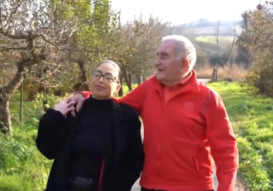 (FOTO) "Na samom početku bilo je IZUZETNO TEŠKO" Penzionisani ljekar Jordan (91) ima nesvakidašnji HOBI, otkrio šta je najbitnije kod uzgoja ove biljke