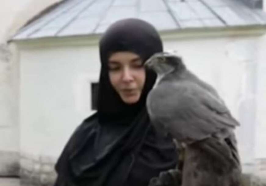 Mati Irina i njen jastreb