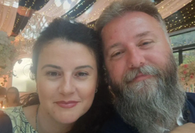 (FOTO) "Plovimo li još istim smjerom?" Otac Predrag Popović objavio fotografiju svoje žene, pa opisom sve iznenadio