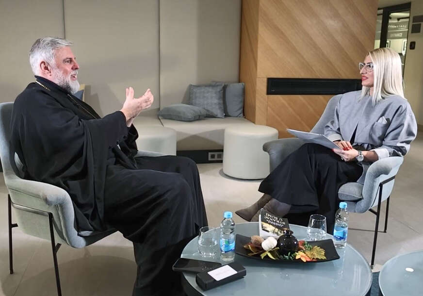 Vladika Grigorije i Sanja Jović