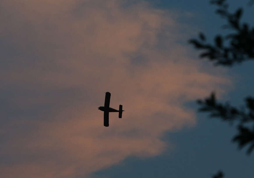 mali avion 