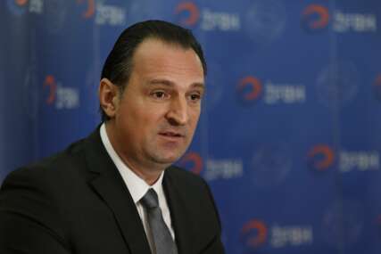 Vlada jednoglasno smijenila upravu Željeznica FBiH: Džafić PREŠUTIO ponuđenu novčanu pomoć privrednika za rekonstrukciju pruge u Jablanici
