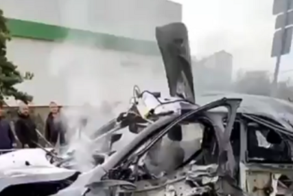 (VIDEO, FOTO) Jaka eksplozija na Krimu: Ukrajinski agenti raznijeli automobil RUSKOG KAPETANA