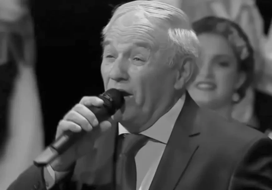 OSTAJU VELIKI HITOVI Umro pjevač narodne muzike Rade Petrović (83)