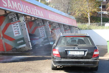 Većina pravi istu grešku: Pranje automobila ljeti može da donese više štete nego koristi, evo zbog čega