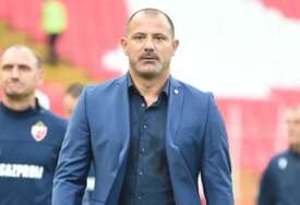 Upao u rezultatsku krizu: Dejan Stanković bi mogao da preuzme crno-bijele
