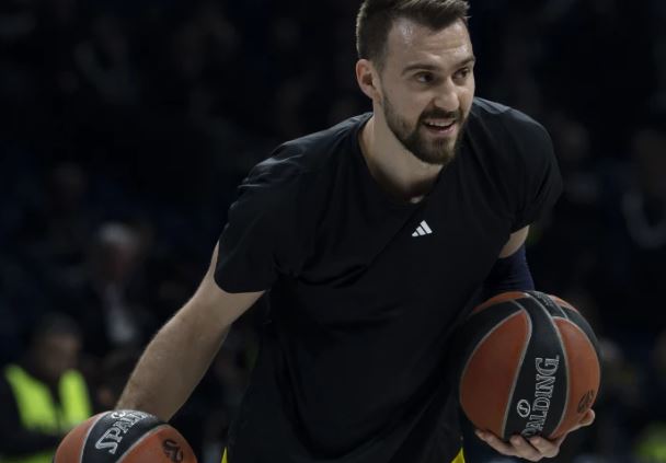(VIDEO) UZAVRELA ATMOSFERA U ARENI Marko Gudurić dočekan zvižducima