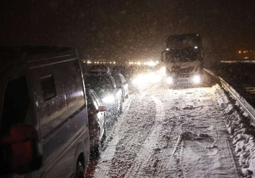 Snijeg na auto-putu 9. januar 
