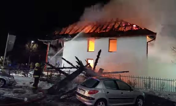 požar na džamiji