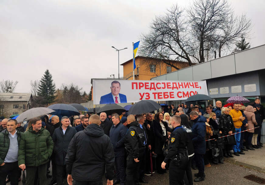"SRPSKA SPREMNA NA RADIKALNE ODLUKE" Odgovor na bilo kakvu presudu u slučaju Dodik i Lukić