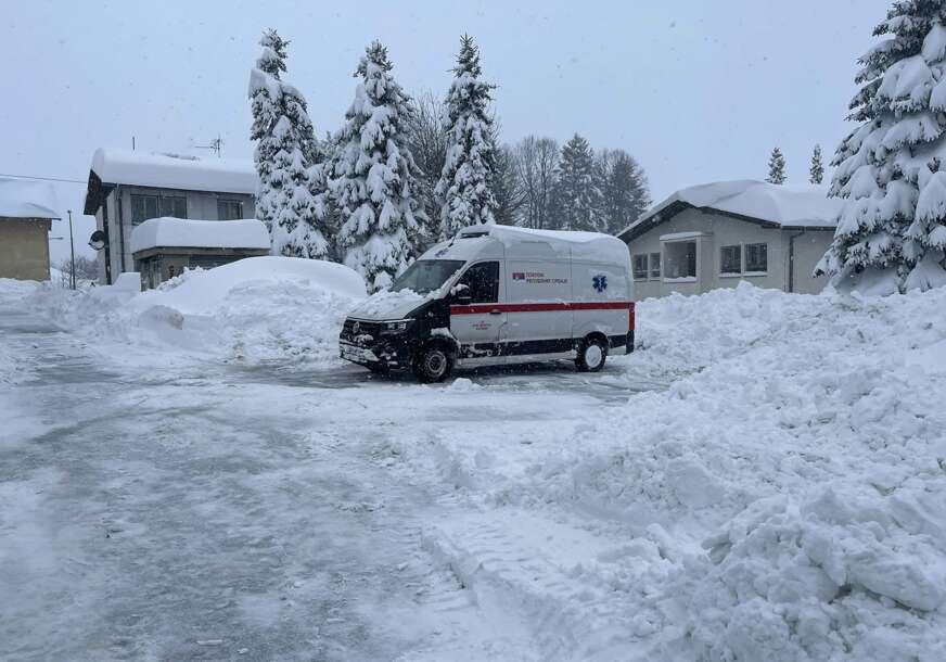 (VIDEO) DOMINACIJA SNIJEGA Novi problemi u već zavijanom Kneževu
