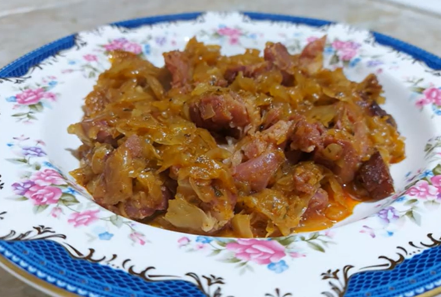 ZIMSKI SPECIJALITET Recept za podvarak sa suvim mesom, savršeno ide uz domaću proju